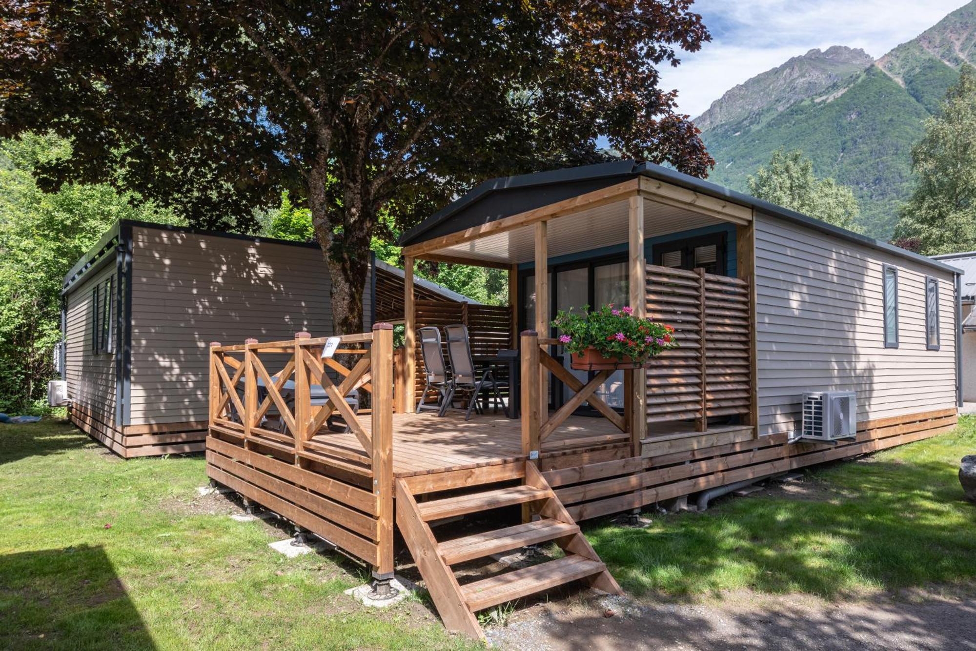 Camping Rcn Belledonne Ле-Бур-д'Уазан Екстер'єр фото
