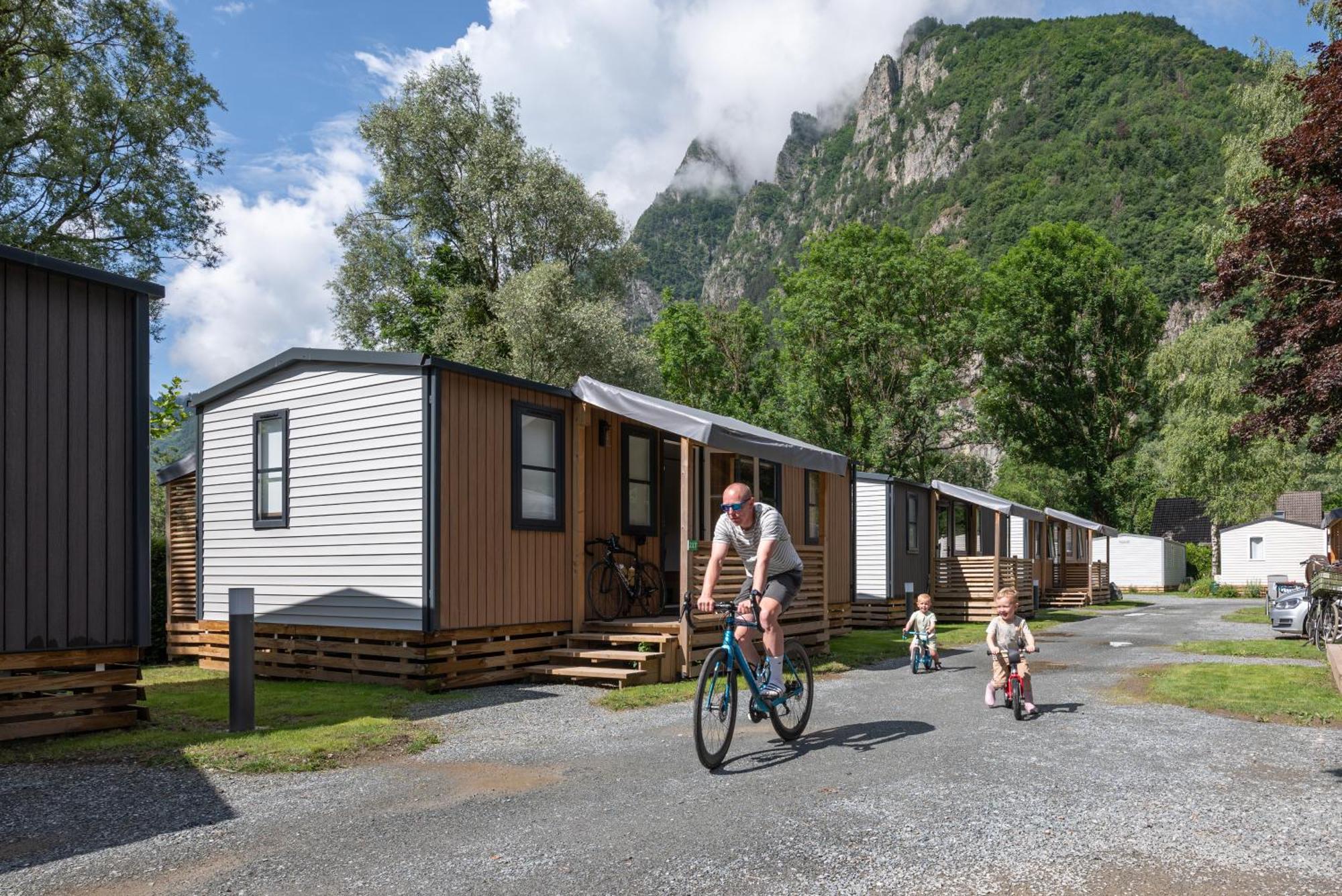 Camping Rcn Belledonne Ле-Бур-д'Уазан Екстер'єр фото